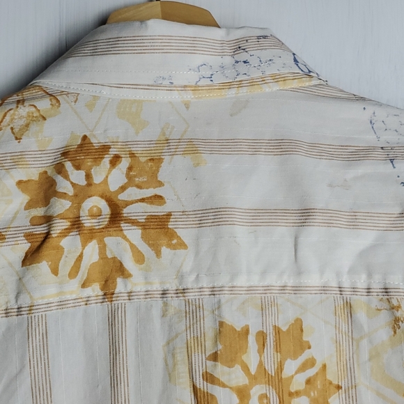 Hawaiian shirt - Picture 8 of 10